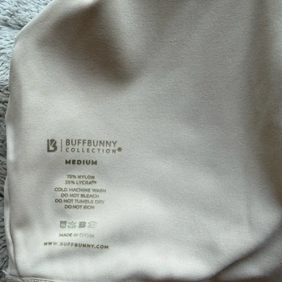 Buffbunny Collection Revolution Sports Bra in Gold Cobra Size M - Picture 6 of 6